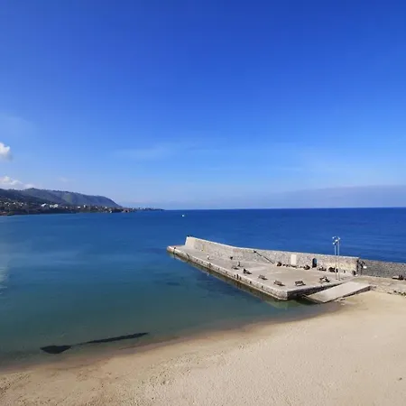 Apartment Infinity Sea Balcony